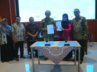 Reguler Nomor Serangkaian Foto 2